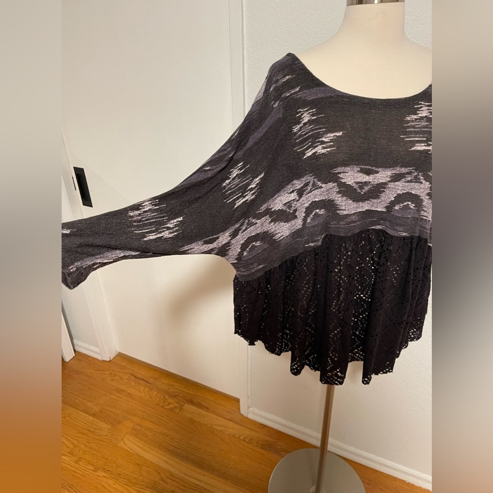Free People 3/4 sleeve shirt